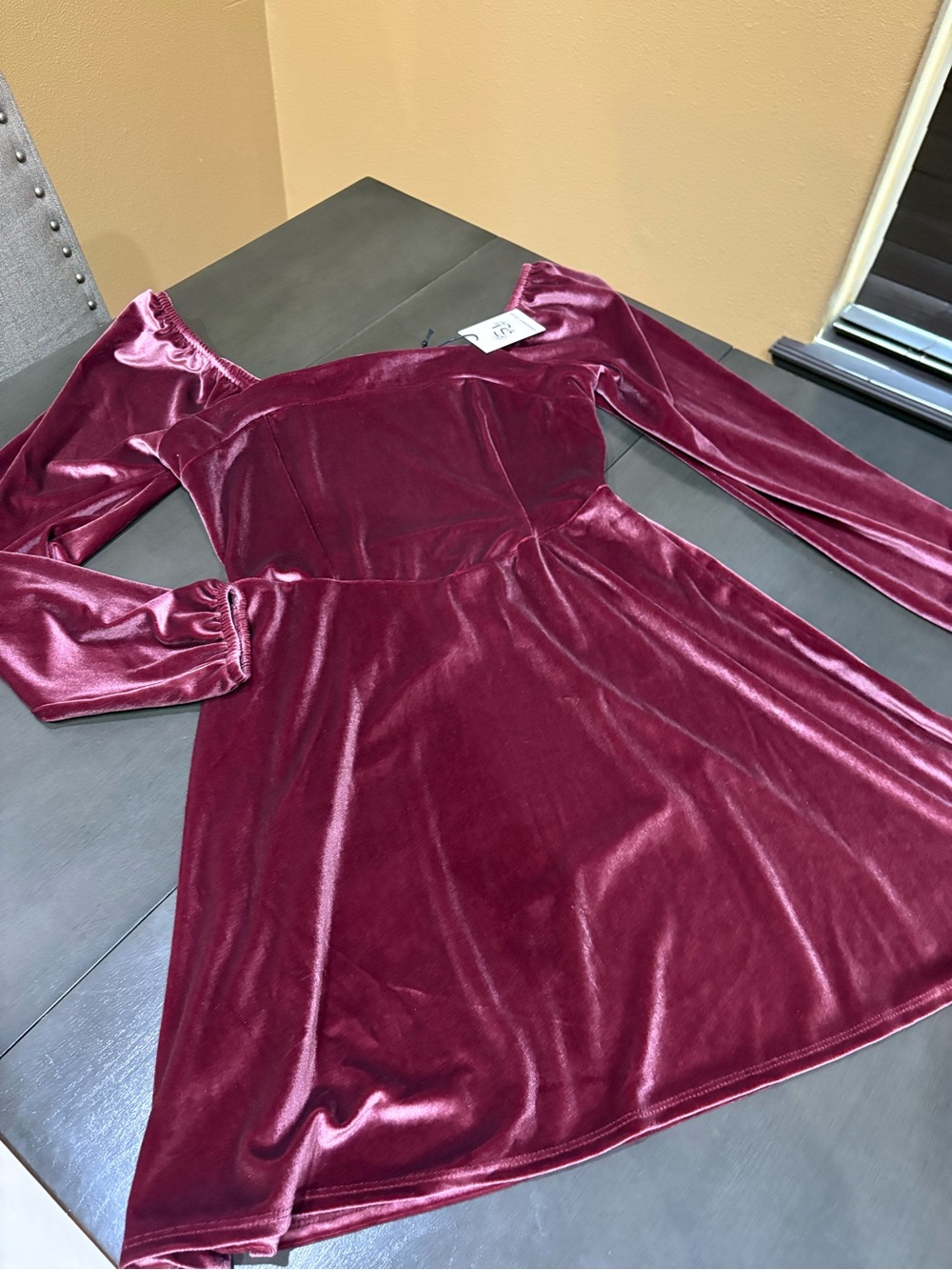 Sincerly Jules Women's Velvet Long-Sleeve  Dress - Wine